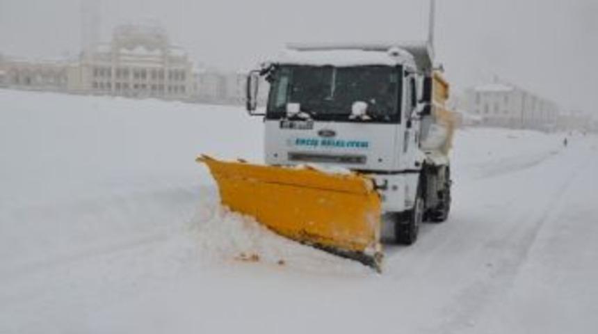 Erciş&rsquo;te Karla M&uuml;cadele &Ccedil;alışması