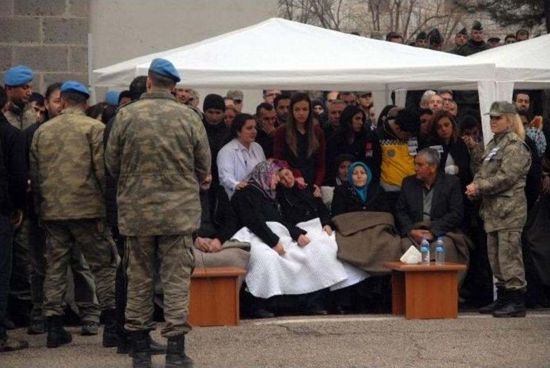 Sur&rsquo;da Şehit Olan Askerler Memleketlerine Uğurlandı