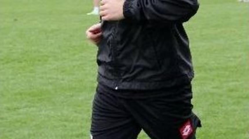 Adanasporlu Oğuzhan T&uuml;rk İlk İdmanına &Ccedil;ıktı