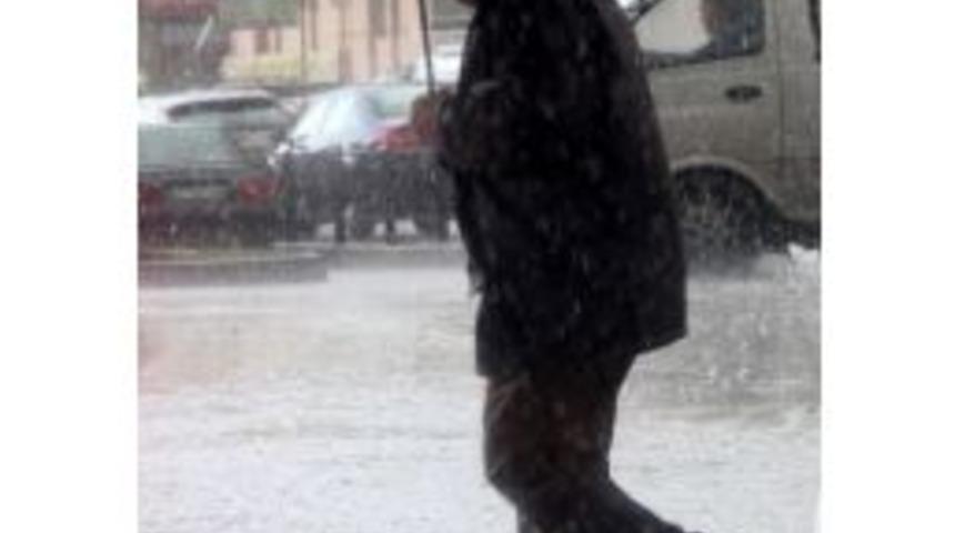 Aydın&rsquo;da Yağışla Birlikte Soğuklar Yeniden Başlıyor