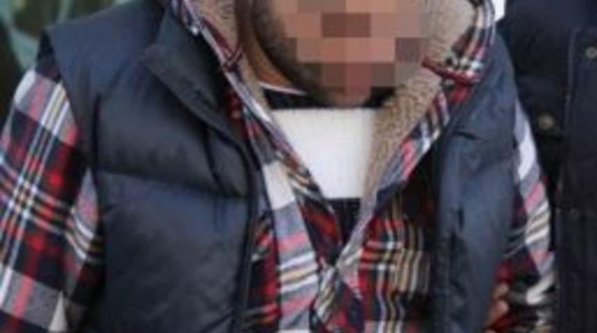 Bı&ccedil;akla Yaralamaya 3 Yıl 4 Ay Hapis