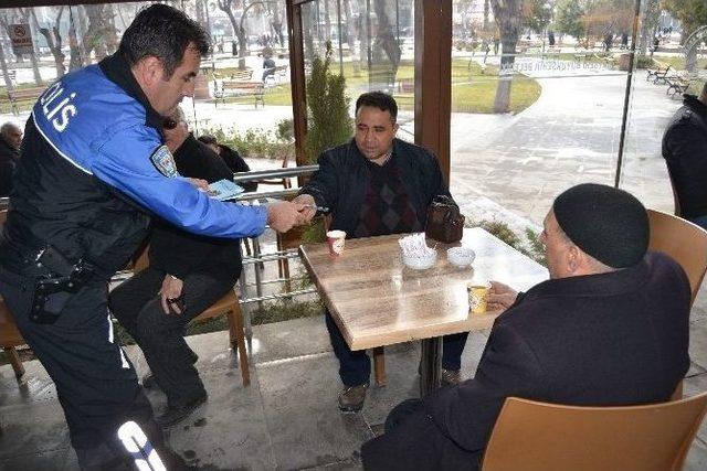 Polis Memurlarından Vatandaşlara Telefon Dolandırıcılığı Uyarısı