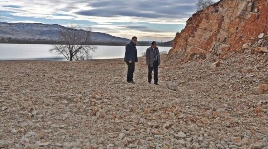 G&ouml;lbaşı İl&ccedil;esinde G&ouml;ller &Ccedil;evresinde &Ccedil;alışmalar S&uuml;r&uuml;yor