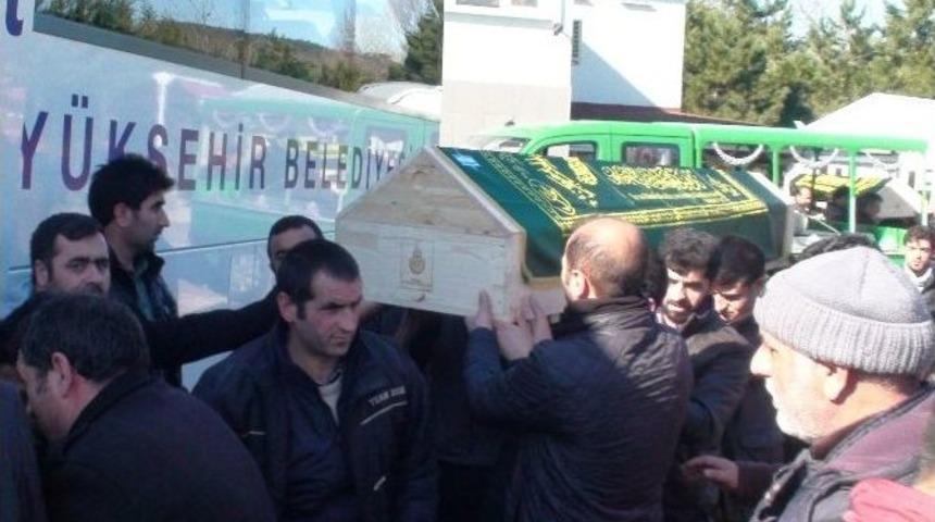 Asans&ouml;r Faciasında &Ouml;len İş&ccedil;ilerin Cenazeleri Memleketlerine G&ouml;nderildi