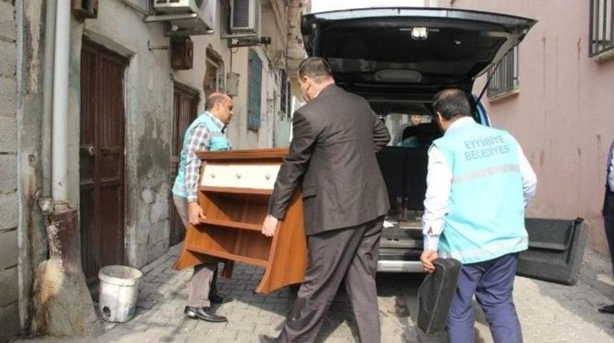 Eyy&uuml;biye Belediyesi&rsquo;nin Umut Masası Hayata Ge&ccedil;ti