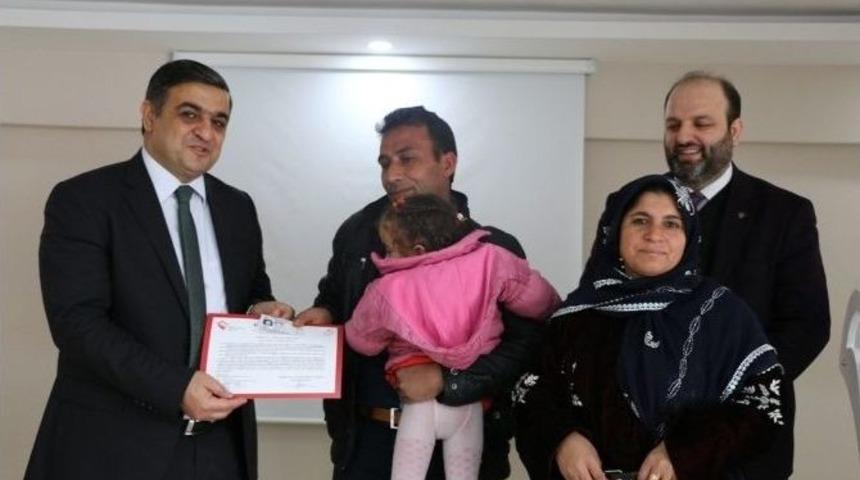 Koruyucu Ailelere Sertifika Verildi