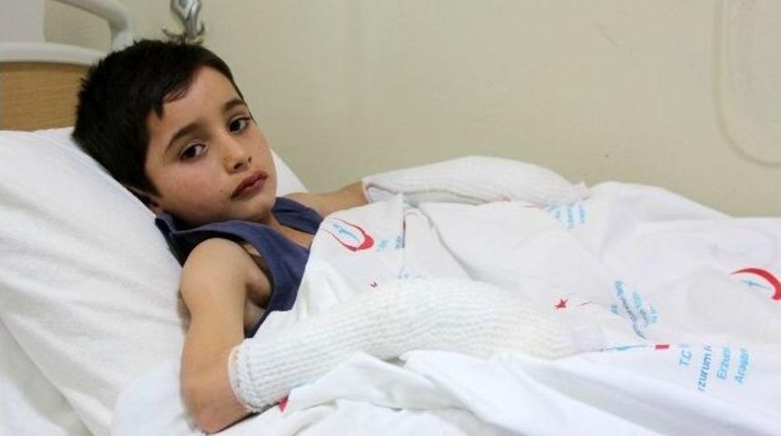 Afgan &Ccedil;ocuk Umuda Yolculukta Donmak &Uuml;zereyken Bulundu