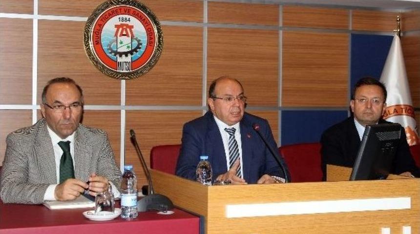 Vali &Ccedil;i&ccedil;ek: &ldquo;karamsarlığa Yer Yok&rdquo;