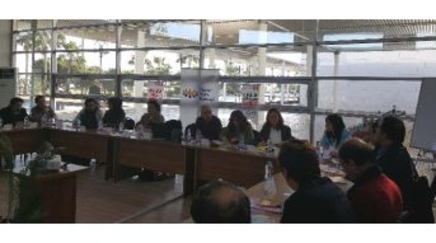 Mersin&rsquo;de &rsquo;&ccedil;ocuk İş&ccedil;iliği Ve &Ccedil;ocuk Hakları&rsquo; &Ccedil;alıştayı