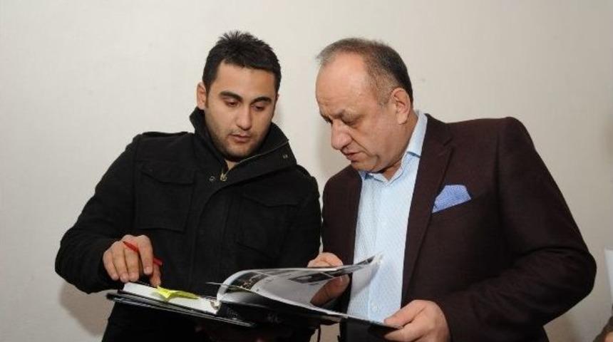 Başkan Babaş Tarihi Konaktaki Restorasyon &Ccedil;alışmalarını İnceledi