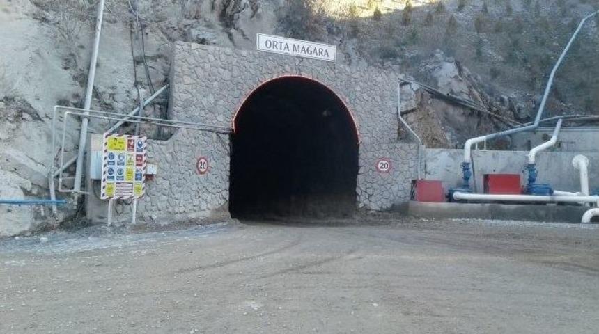 Balıkesir&rsquo;deki Madende G&ouml;&ccedil;&uuml;k: 1 &Ouml;l&uuml;