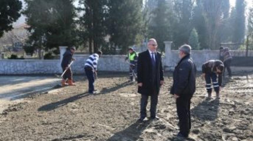 Başkan Yılmazer Park &Ccedil;alışmasını Yerinde İnceledi