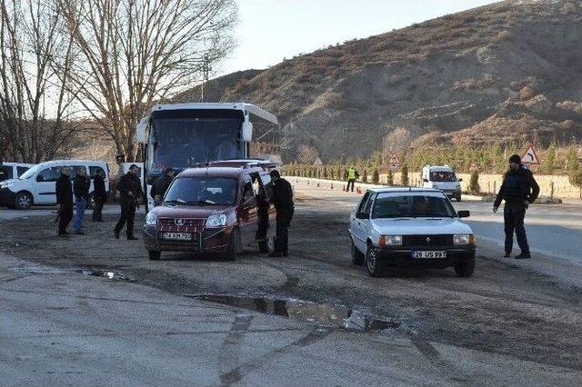 Eskişehir Polisinden Şehir Girişlerinde Uygulama