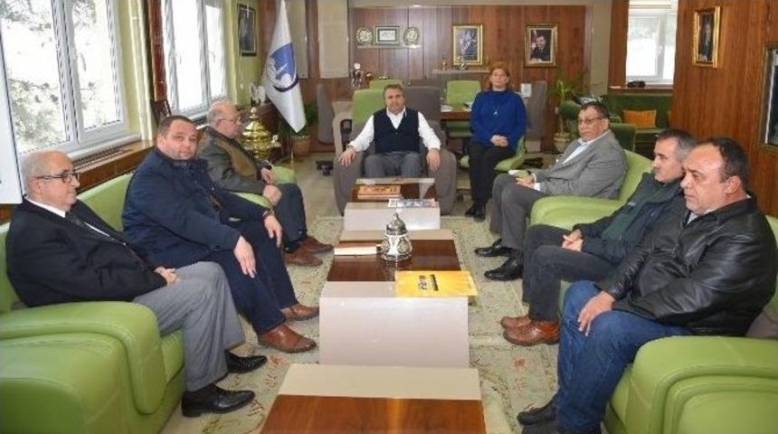 G&uuml;reş&ccedil;iler Başkan &Ccedil;er&ccedil;i&rsquo;yi Ziyaret Etti