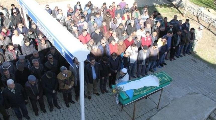 15 G&uuml;n &Ouml;nce Evlenmişti, Kazada &Ouml;ld&uuml;&hellip;