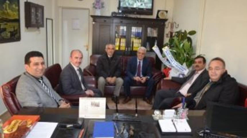 M&uuml;d&uuml;rlerden Rehabilitasyon Merkezine Ziyaret