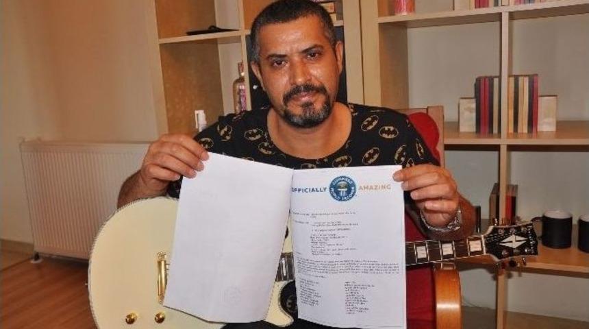 (&ouml;zel Haber) Kahraman Gazi, D&uuml;nyanın En Y&uuml;ksek Bas Sesiyle Guinness&rsquo;e Girdi