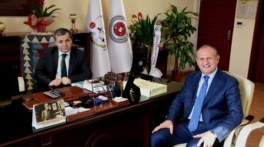 Adalet Komisyonu Başkanına Ziyaret