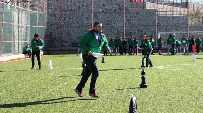 Yamanlar&rsquo;ın Zirvesinde &Ouml;ğrencilerin Kamp Keyfi