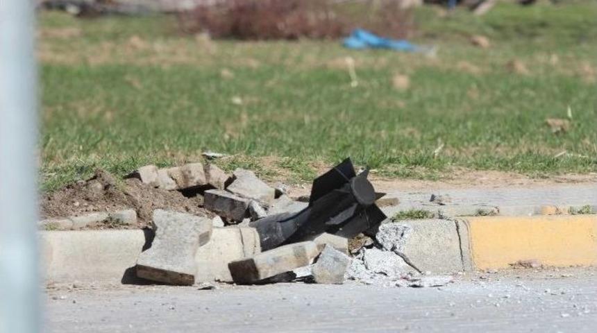 &Uuml;&ccedil;&uuml;nc&uuml; Havan Topu Bulvara D&uuml;şt&uuml;