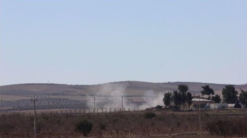 (tekrar) Karkamış Belediyesi &Ouml;n&uuml;ne Ve Jandarma Karakolu Yakınına Havan Topu D&uuml;şt&uuml;