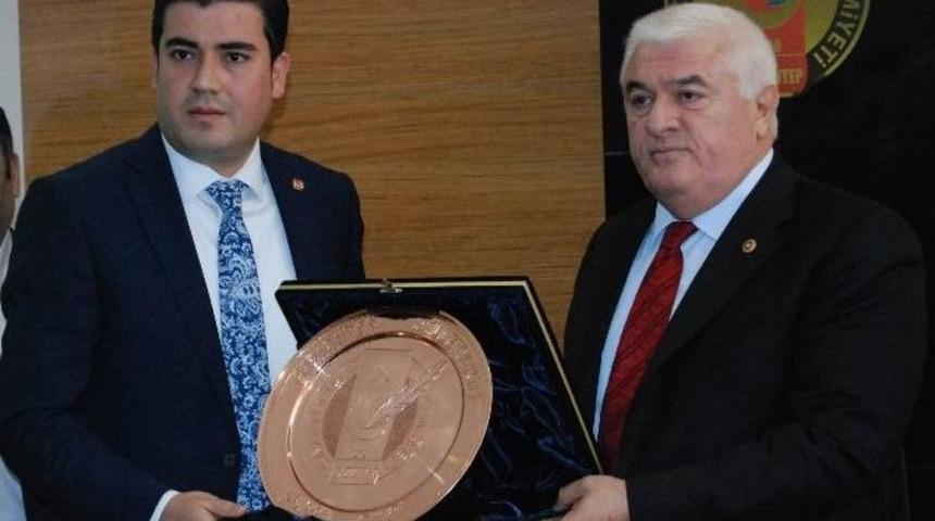 Chp Milletvekili Ekici Gaziantep Y&ouml;netimindeki 14 İstifayı Değerlendirdi