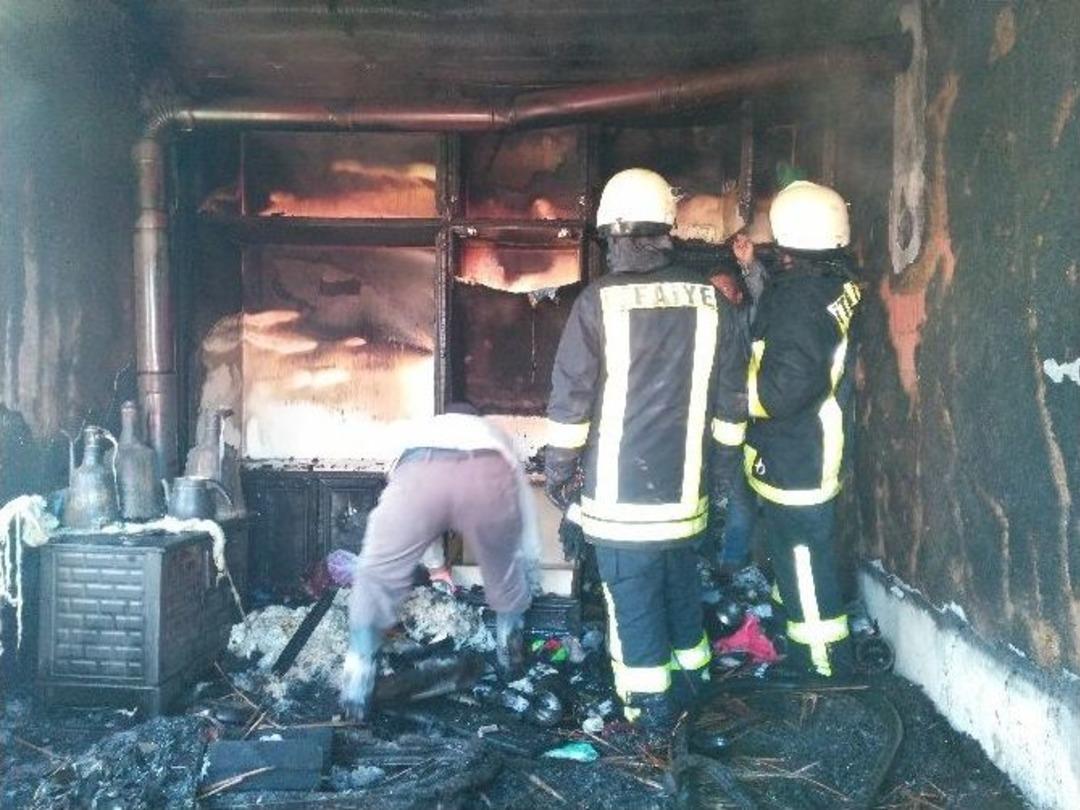 Karaman&rsquo;da Patlayan Televizyon Evi K&uuml;l Etti