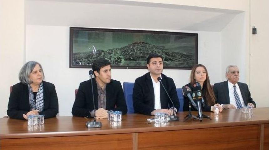 Demirtaş&rsquo;tan H&uuml;k&uuml;mete &Ccedil;ağrı
