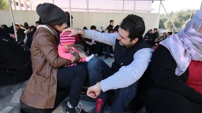 Edremit&rsquo;te 95 Ka&ccedil;ak Yakalandı