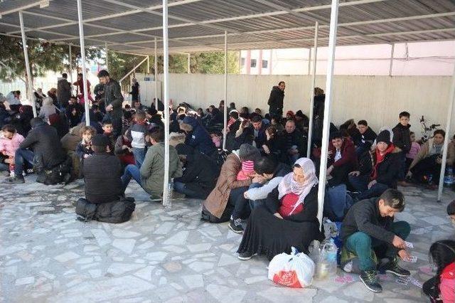 Edremit’te 95 Kaçak Yakalandı 2