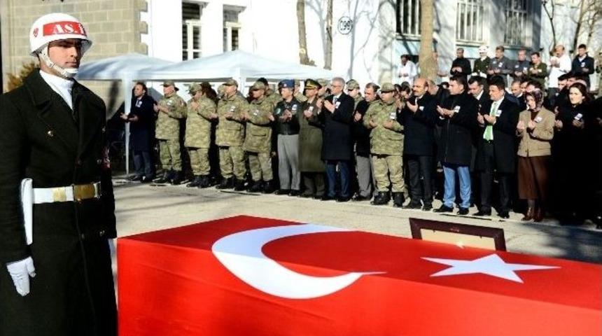 Şehit Jandarma Uzman &Ccedil;avuş Cin, T&ouml;renle Memleketine Uğurlandı