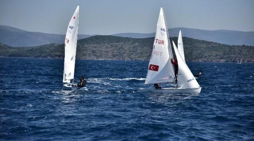 Yelken Yarışları Başladı