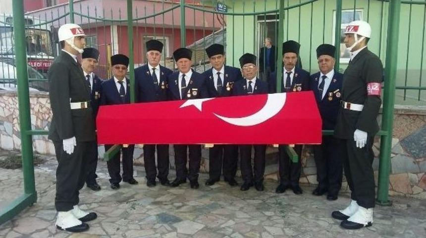 Kıbrıs Gazisi Askeri T&ouml;renle Son Yolculuğuna Uğurlandı