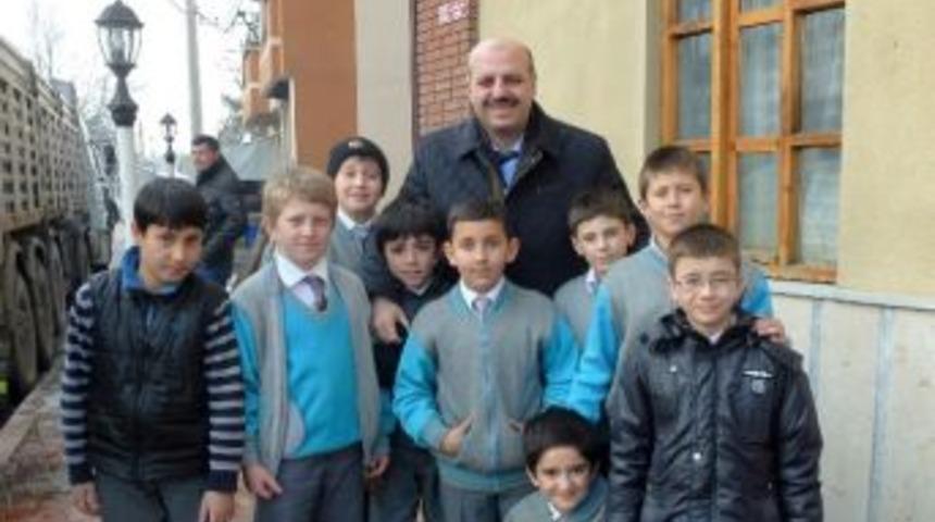 Milletvekili Ercoşkun Bir Yıllık Gen&ccedil;lik Faaliyetlerini A&ccedil;ıkladı