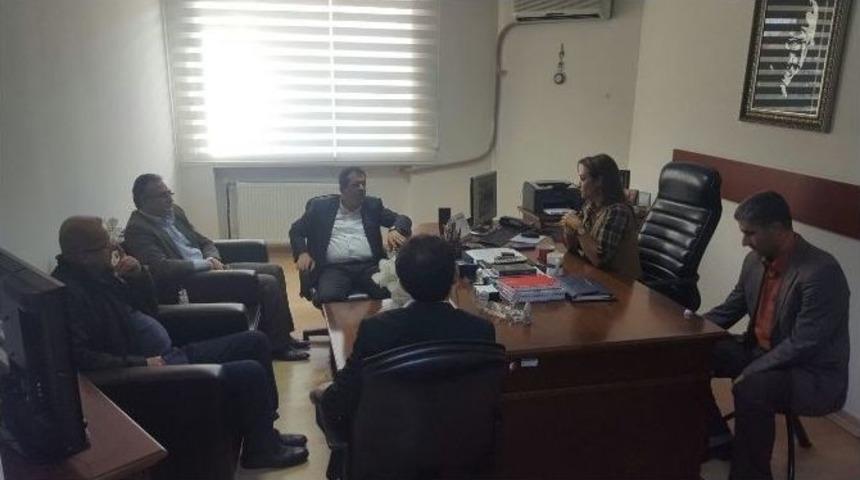 Balıkesir Milletvekili Ali Aydınlıoğlu Edremit&rsquo;te Kurumları Ziyaret Etti