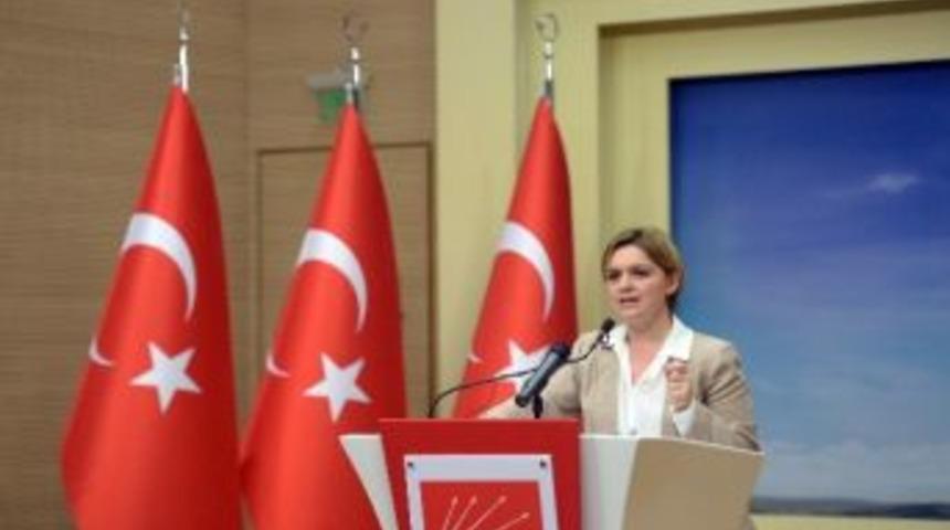Chp&rsquo;li B&ouml;ke: "başkanlık Sistemi Tartışması İhtiyacı Olmayan G&uuml;ndemi Suni G&uuml;ndemle Tıkamaya Kimsenin Hakkı Yoktur"