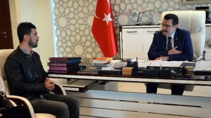 D&uuml;nya Şampiyonu Motosiklet&ccedil;i Kenan Sofuoğlu&rsquo;ndan Başkan Gen&ccedil;&rsquo;e Ziyaret