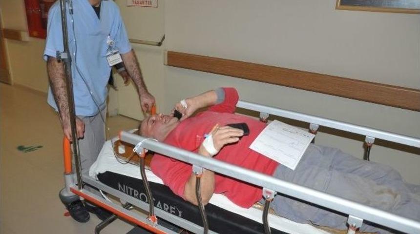 Beton Blok Koptu, İki İş&ccedil;i Yaralandı