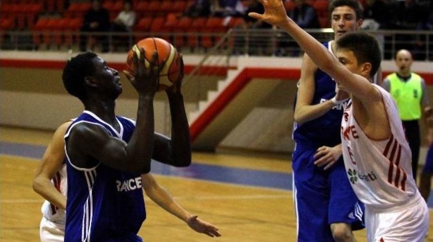 Uluslararası Yıldız Erkekler Basketbol Turnuvası