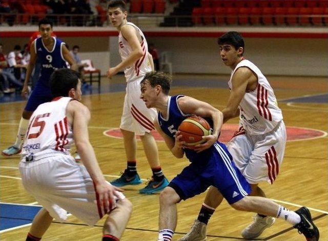 Uluslararası Yıldız Erkekler Basketbol Turnuvası