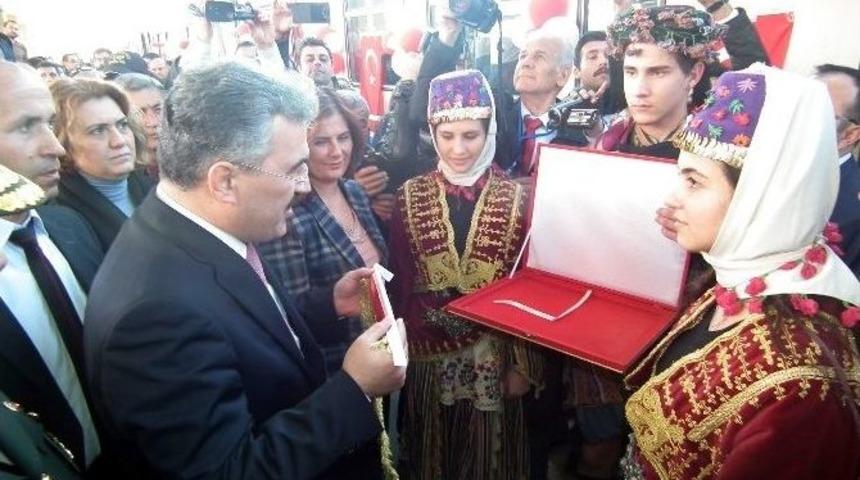 Atat&uuml;rk&rsquo;&uuml;n Aydın&rsquo;a Gelişi T&ouml;renle Kutlandı