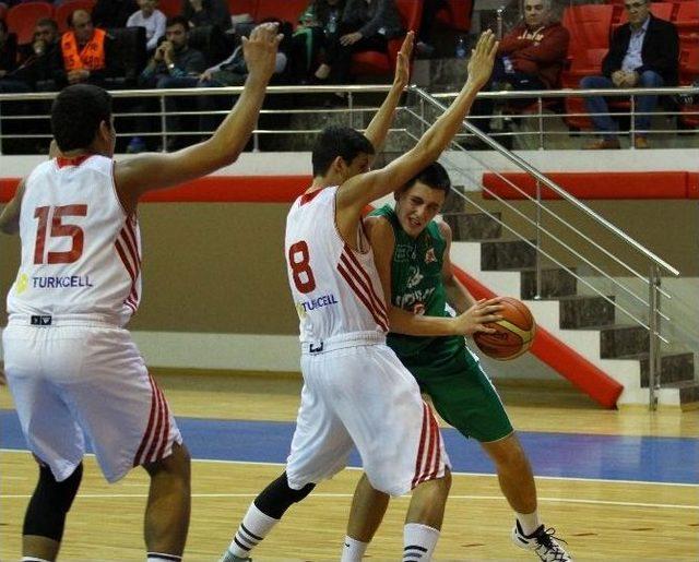 Uluslararası Yıldız Erkekler Basketbol Turnuvası