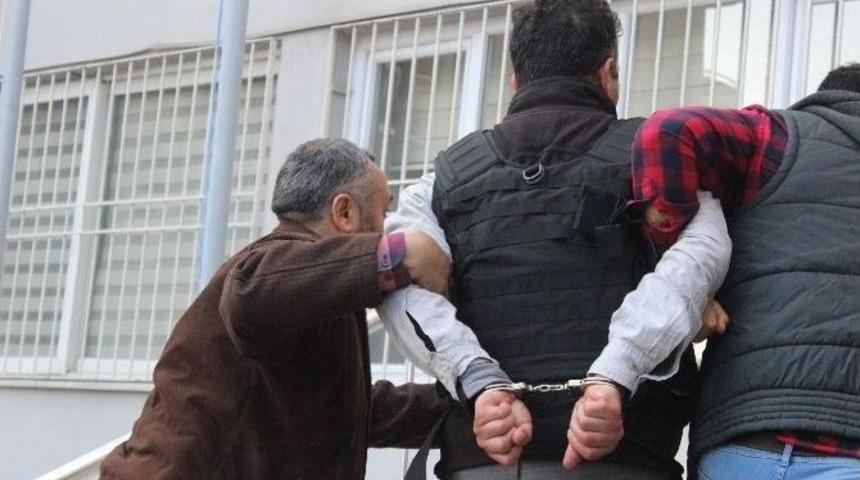 Polis Sabancı Suikastının Zanlısını &Ccedil;elik Yelekle G&ouml;t&uuml;rd&uuml;