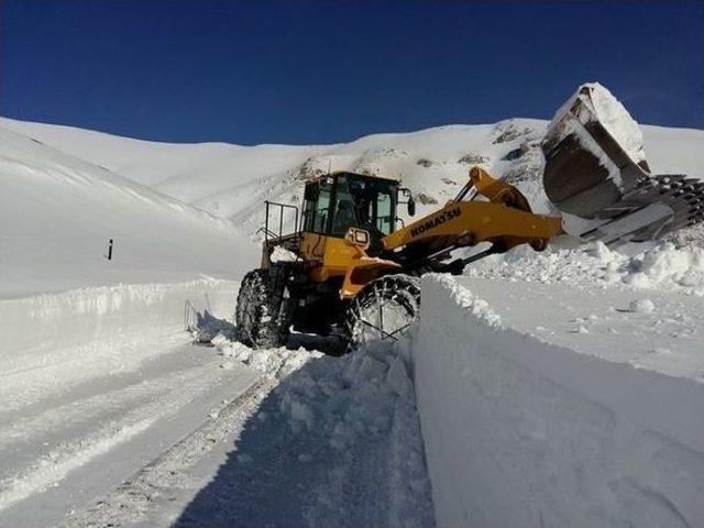 Van Bahçesaray Yolu Ulaşıma Açıldı