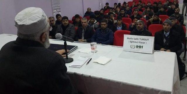 Şanlıurfa’da Gençliğin İnşası Semineri Düzenlendi