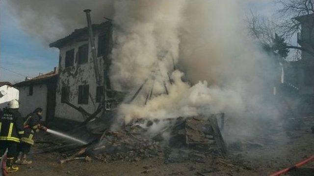 İki Katlı Ev K&uuml;le D&ouml;nd&uuml; 1