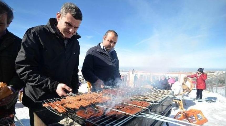 Sevgi Evleri &Uuml;yeleri Kayağın Keyfini &Ccedil;ıkarttı