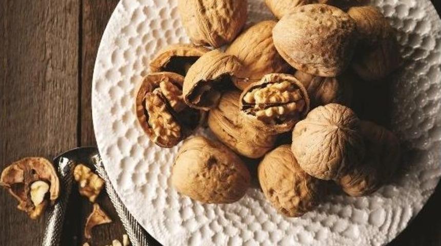 Ceviz, Farklı Kanser T&uuml;rlerine Karşı Fayda Sağlayabiliyor