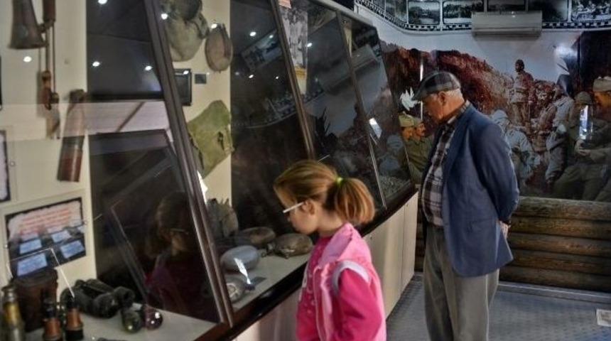 &Ccedil;anakkale Tır&rsquo;ı 7&rsquo;den 70&rsquo;e İlgi G&ouml;rd&uuml;