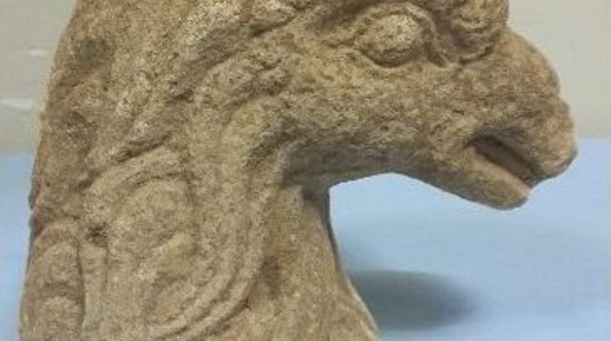 Tarihi Eserleri Satmak İsterken Polis Yakaladı